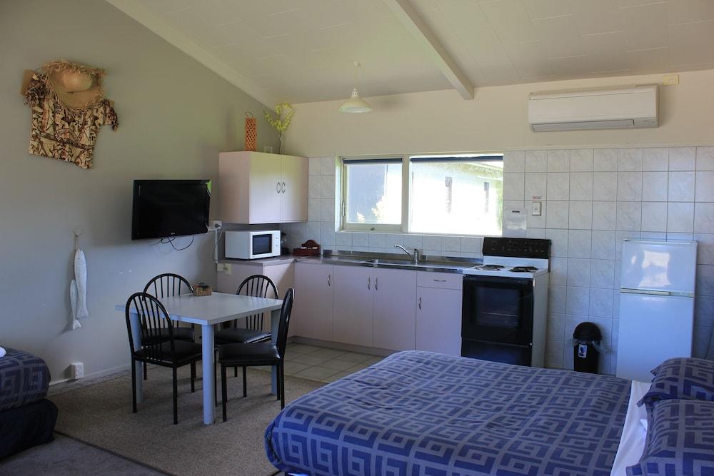 Jack & Di'S Lakefront Motel Rotorua Exterior photo